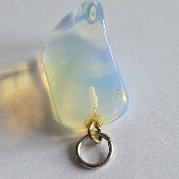 Opalite pendant iridescent nugget glass rainbow milky - Picture 5 of 13